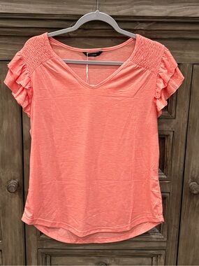 NWT Women’s DOKOTOO Flutter Sleeve Coral Orange Casual Blouse (Large)